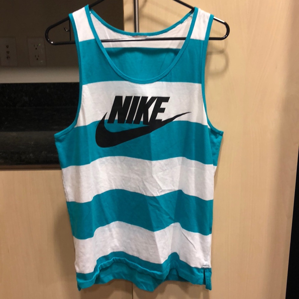 Nike Men’s M tank